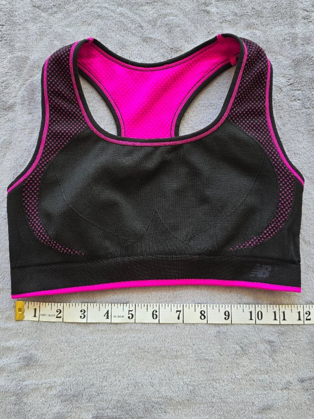 NEW BALANCE reversable sports bra large